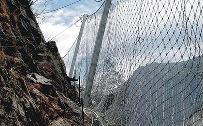 山體滑坡網(wǎng)